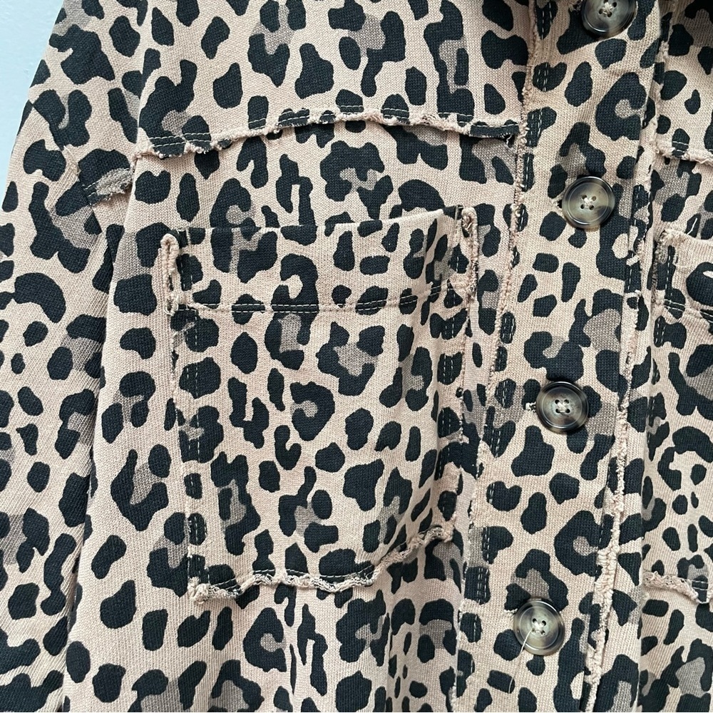 Kensie Cheetah Print button down Jacket/ Sweatshirt 100% Cotton size XL - Picture 7 of 7